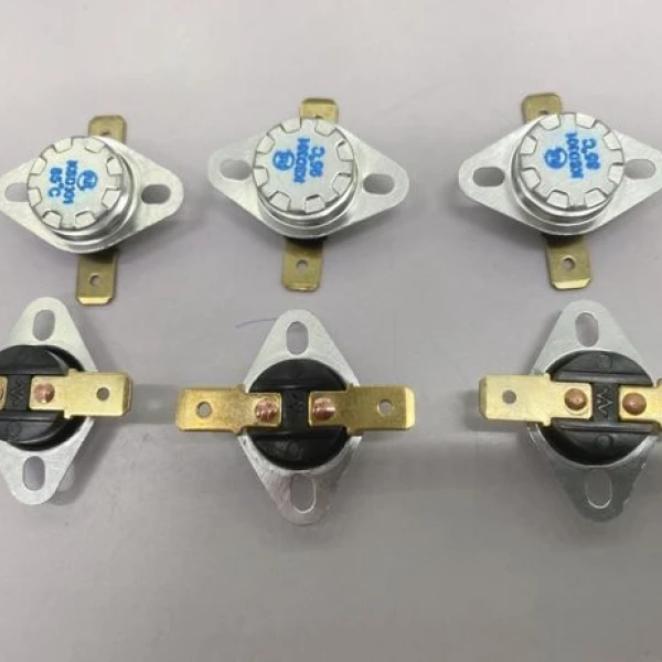 Rơ le điện 90 độ